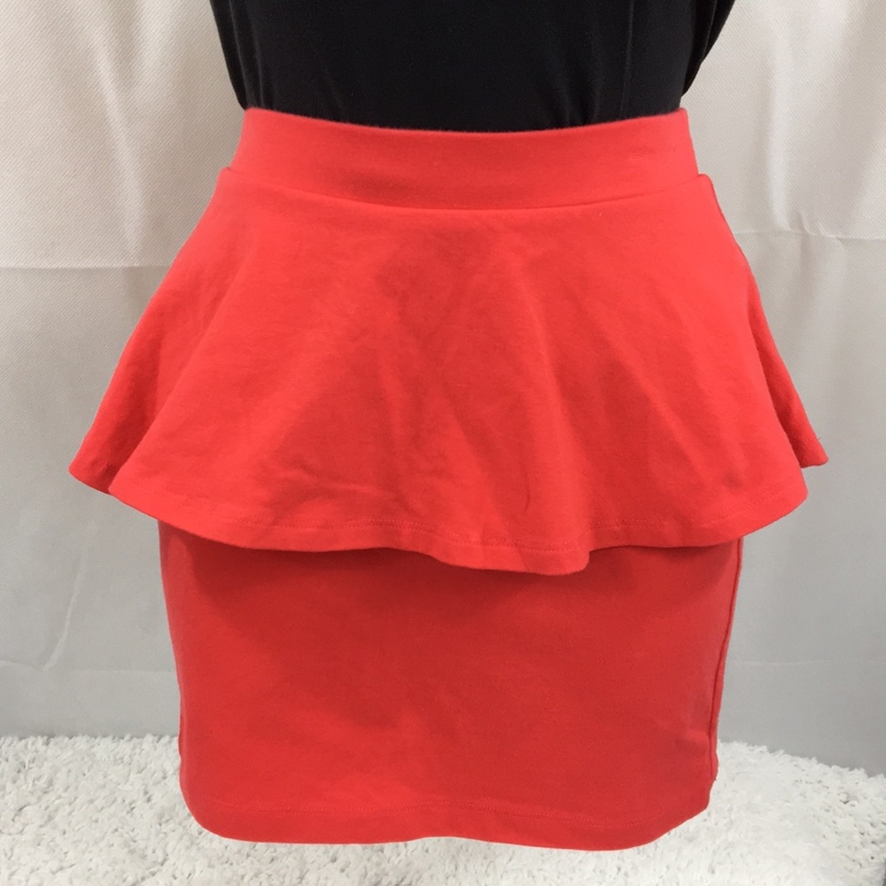 Set of 2 Forever 21 Ruffled Mini Skirts Small